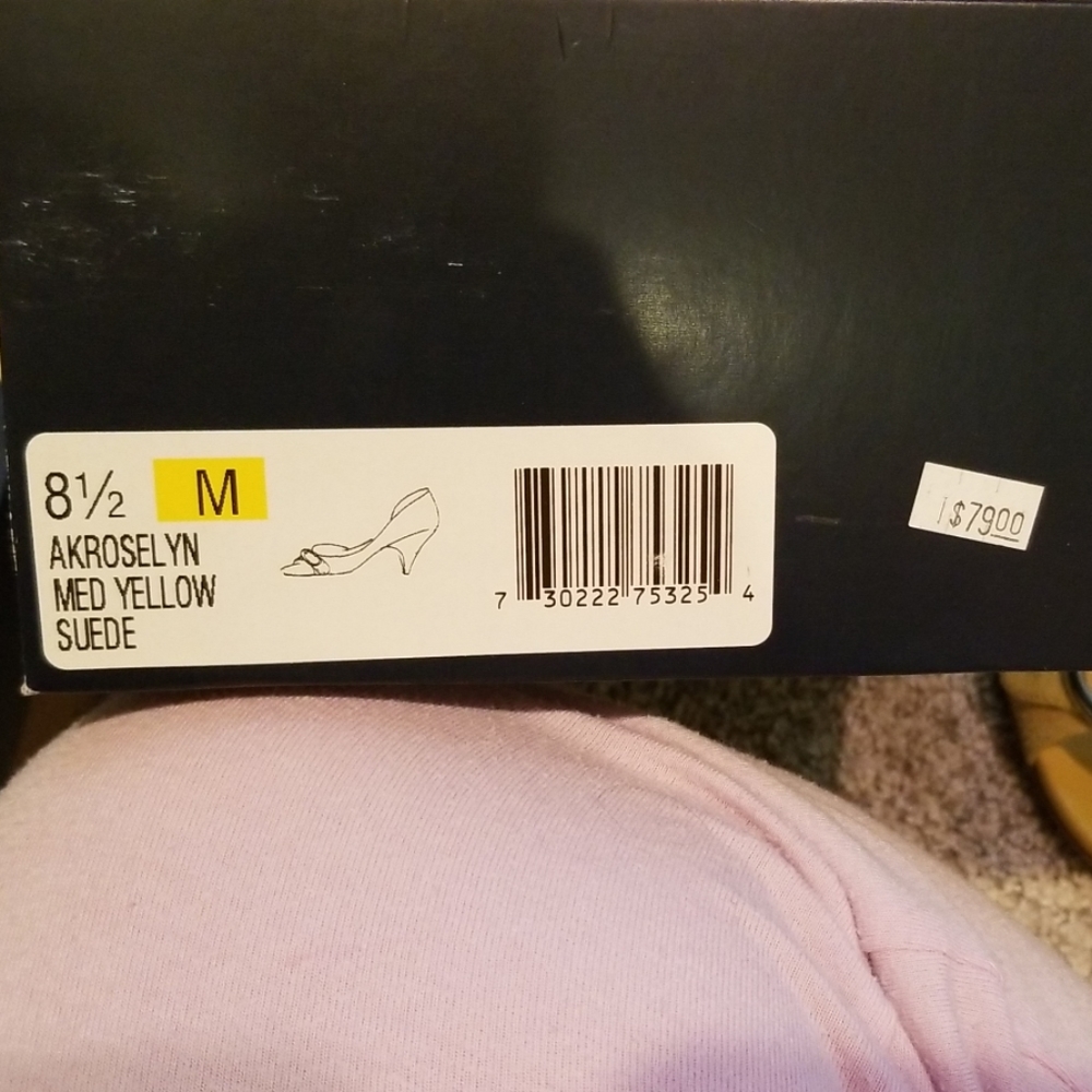 Anne Klein Heels - Picture 4 of 4